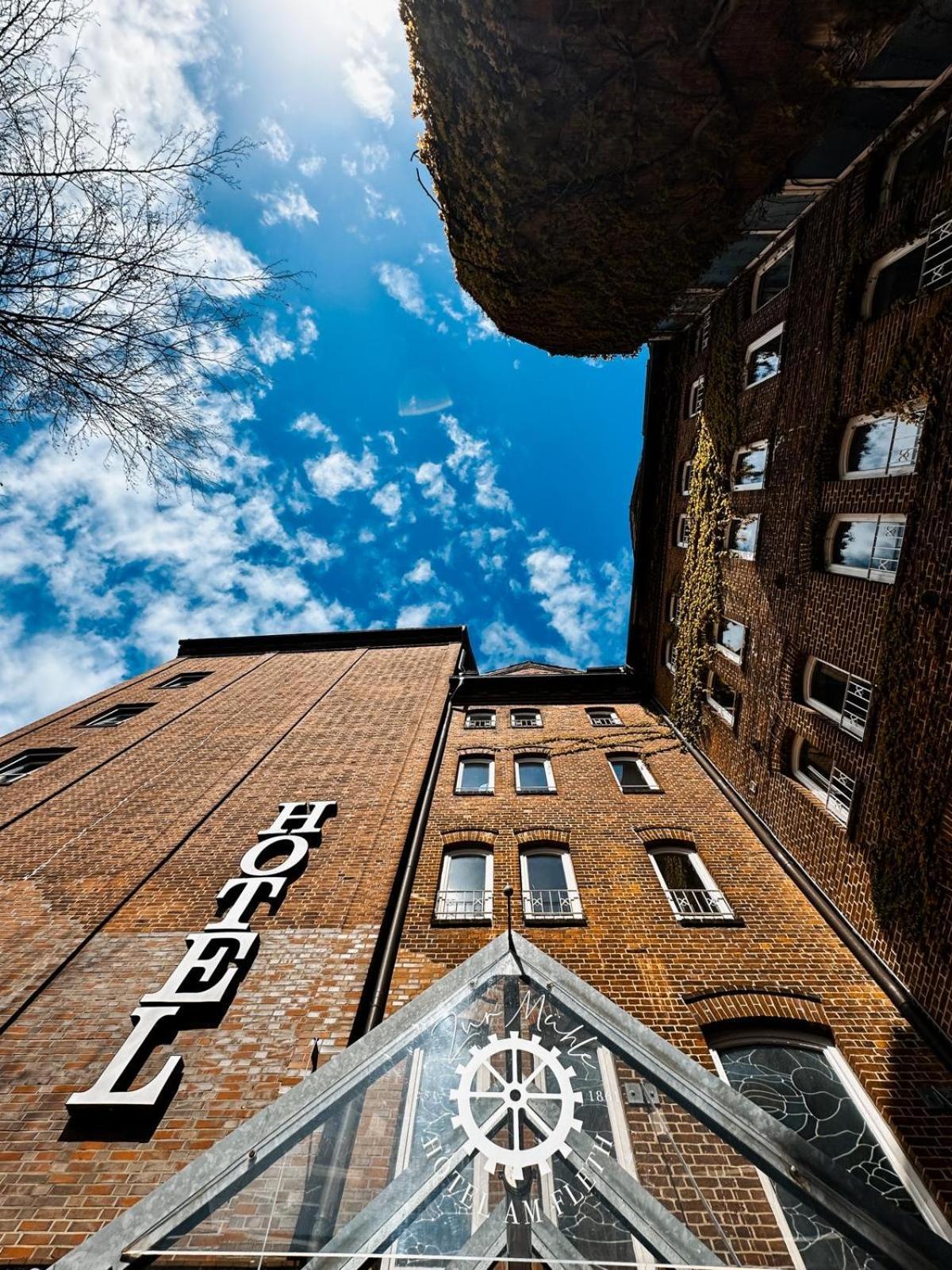 Zur Muehle - Hotel Am Fleth Buxtehude Esterno foto