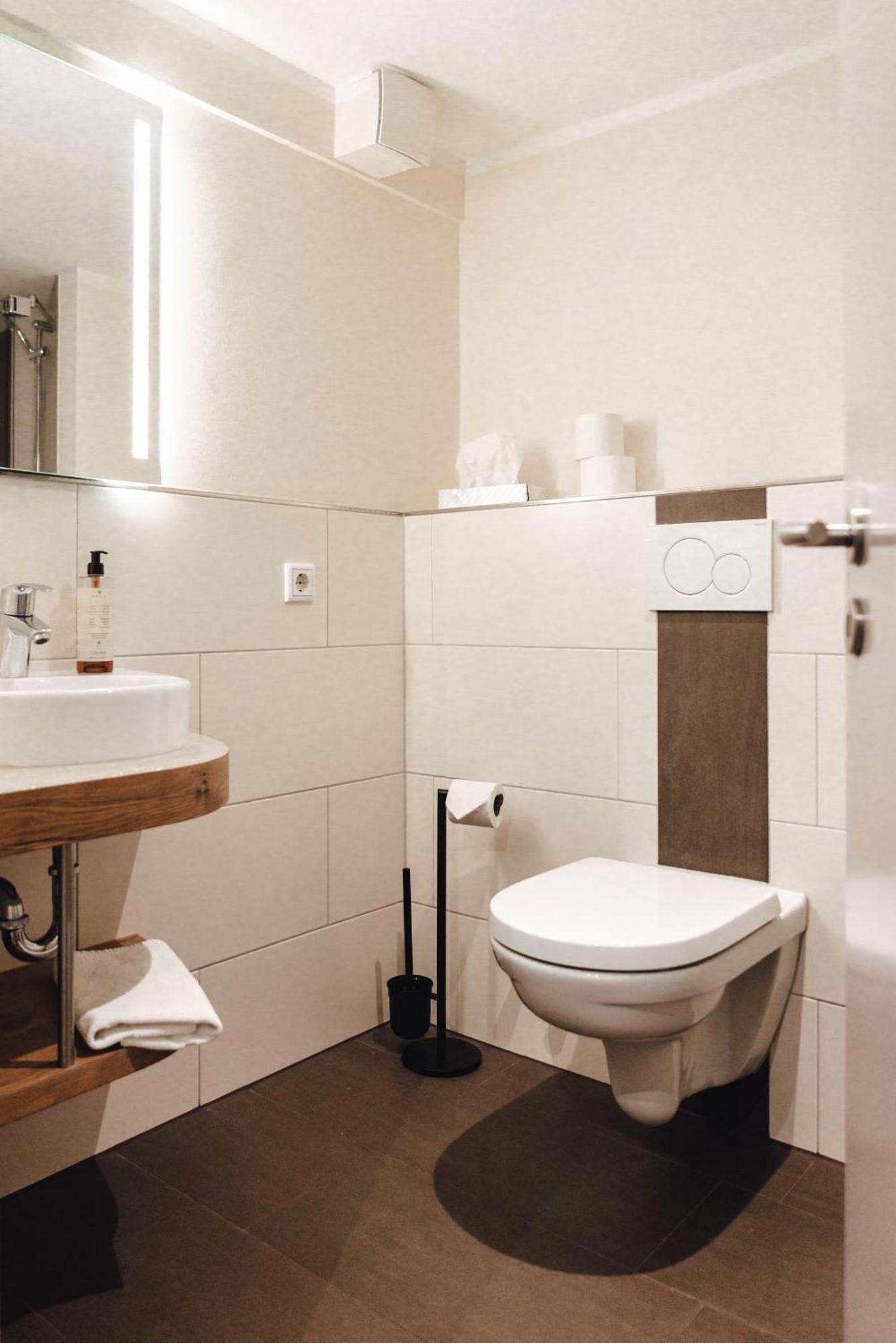 Zur Muehle - Hotel Am Fleth Buxtehude Esterno foto